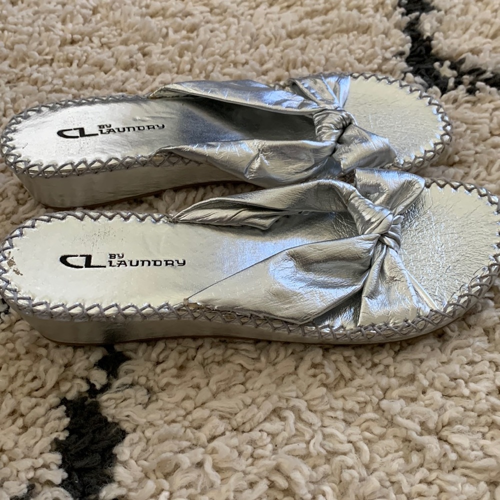 Chinese Laundry Sandals